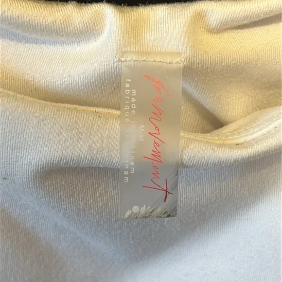 Swing of things skortsie- size Medium with defect - Picture 3 of 5